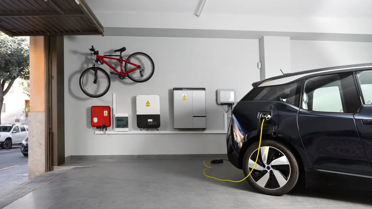 AI and EVs Drive Traffic Innovation