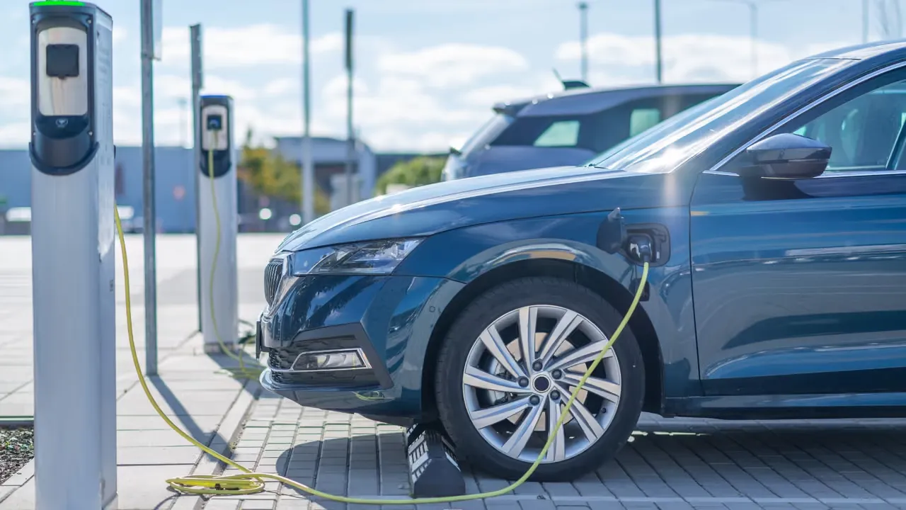 Electric Cars as Lifelines During Blackouts