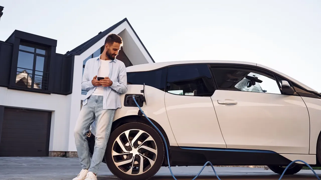 Electric Vehicles Power Homes in Blackouts