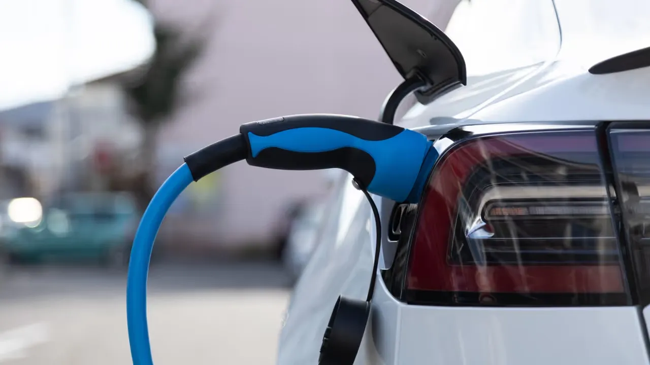 The surprising adventure of charging